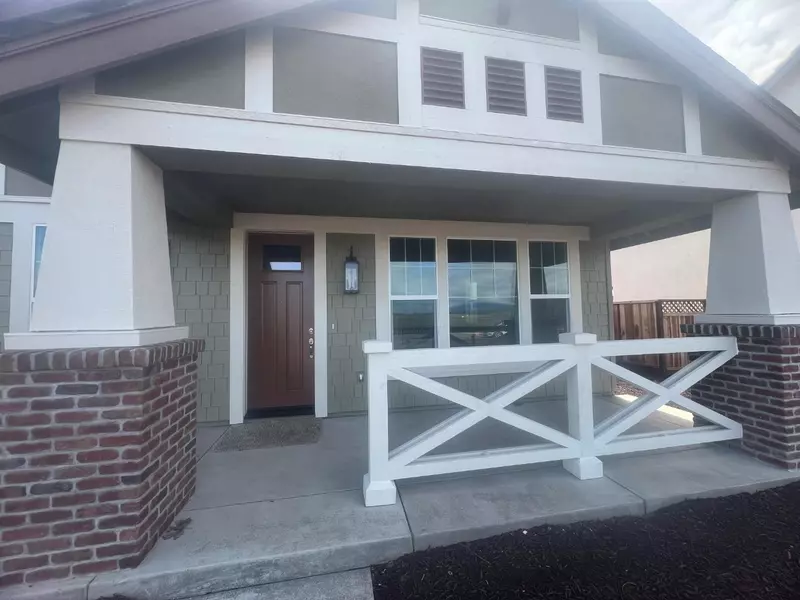 672 Bikle DR, King City, CA 93930