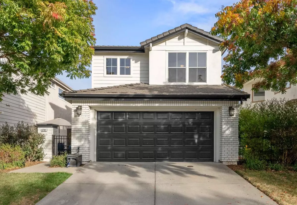 Gilroy, CA 95020,8780 Garbini ST