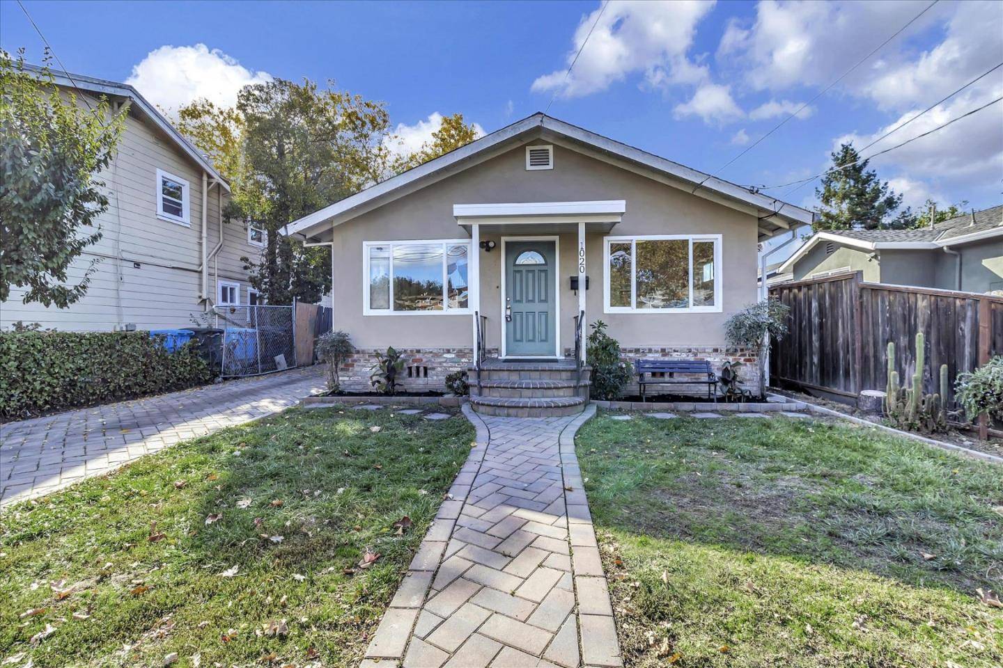 1020 Clinton ST, Redwood City, CA 94061