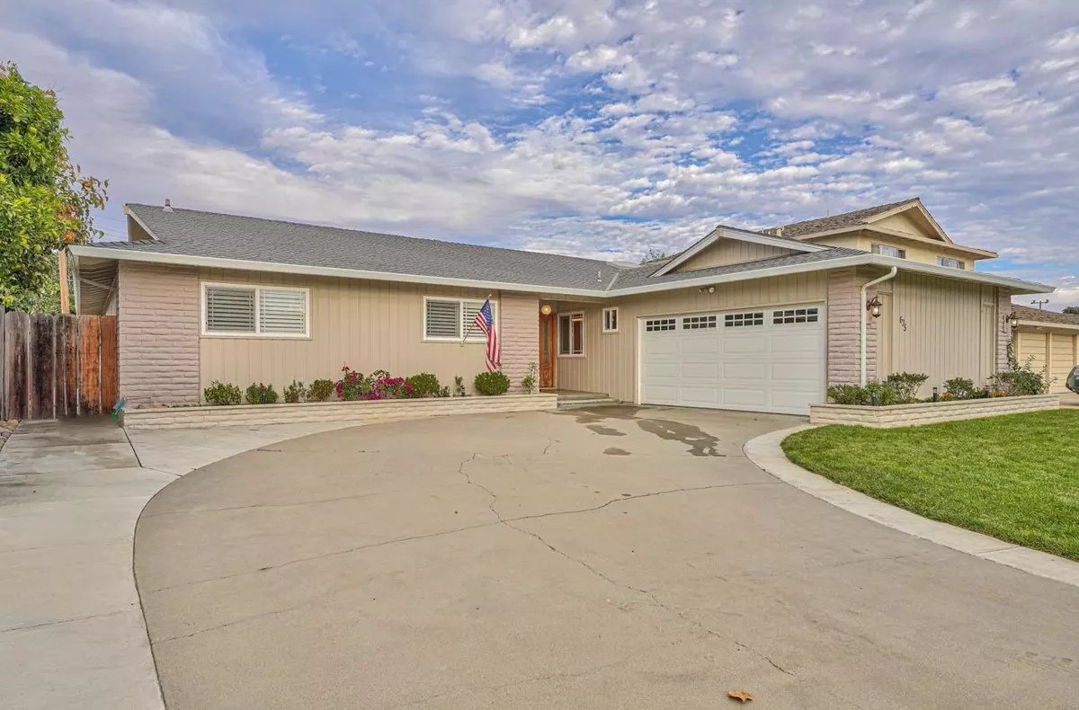 Salinas, CA 93901,635 San Tomas WAY