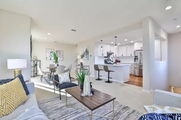 162 Zephyr PL 114, Livermore, CA 94550