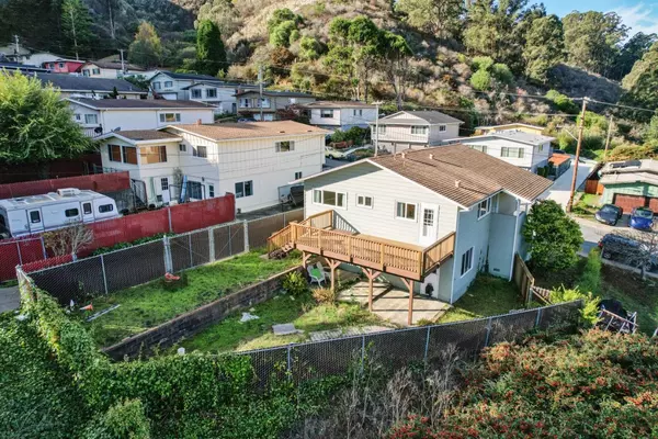 Pacifica, CA 94044,1508 Valdez WAY