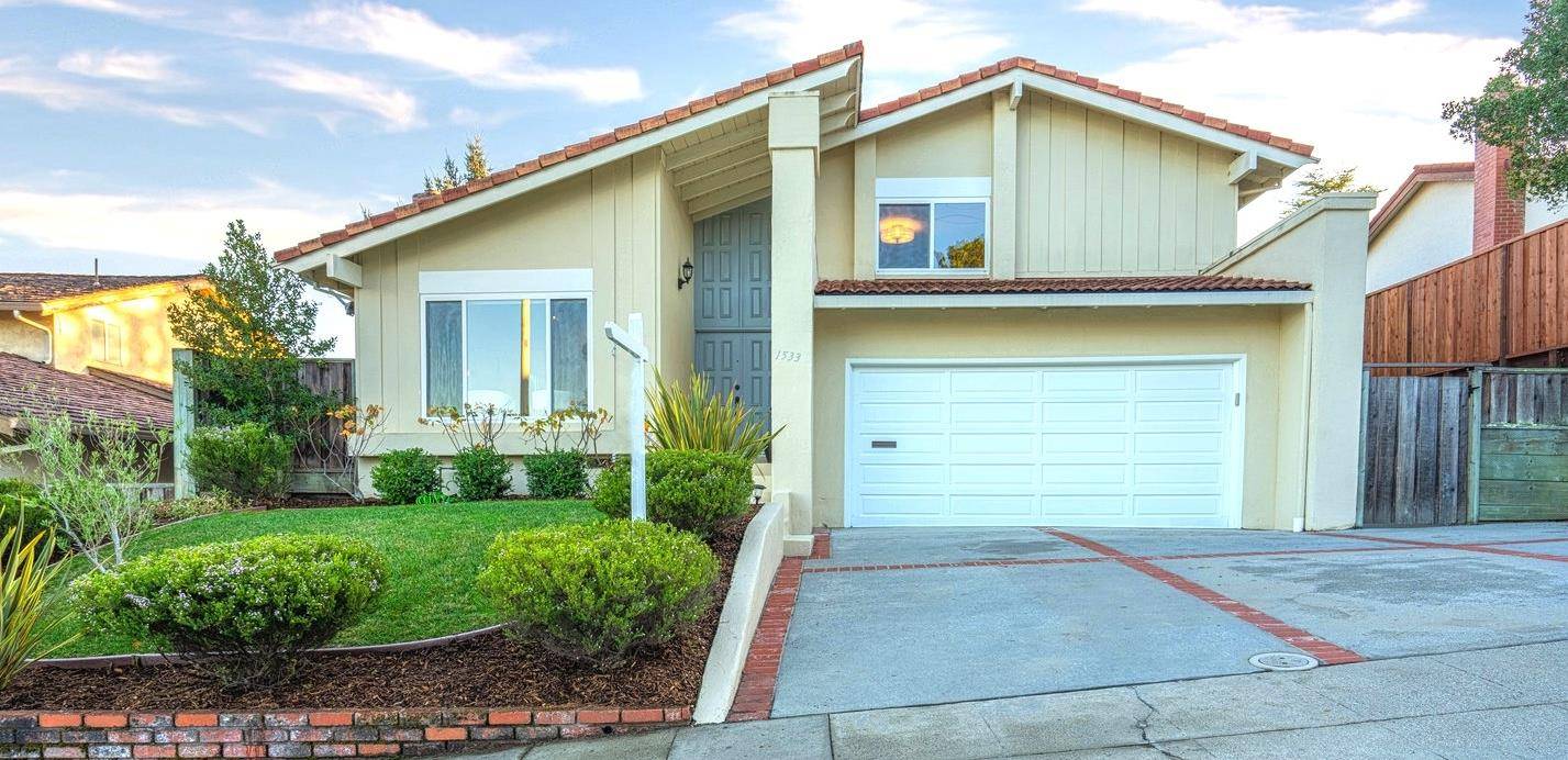 1533 Cedarwood DR, San Mateo, CA 94403