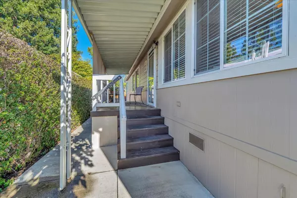 Morgan Hill, CA 95037,26 Chestnut CT 26