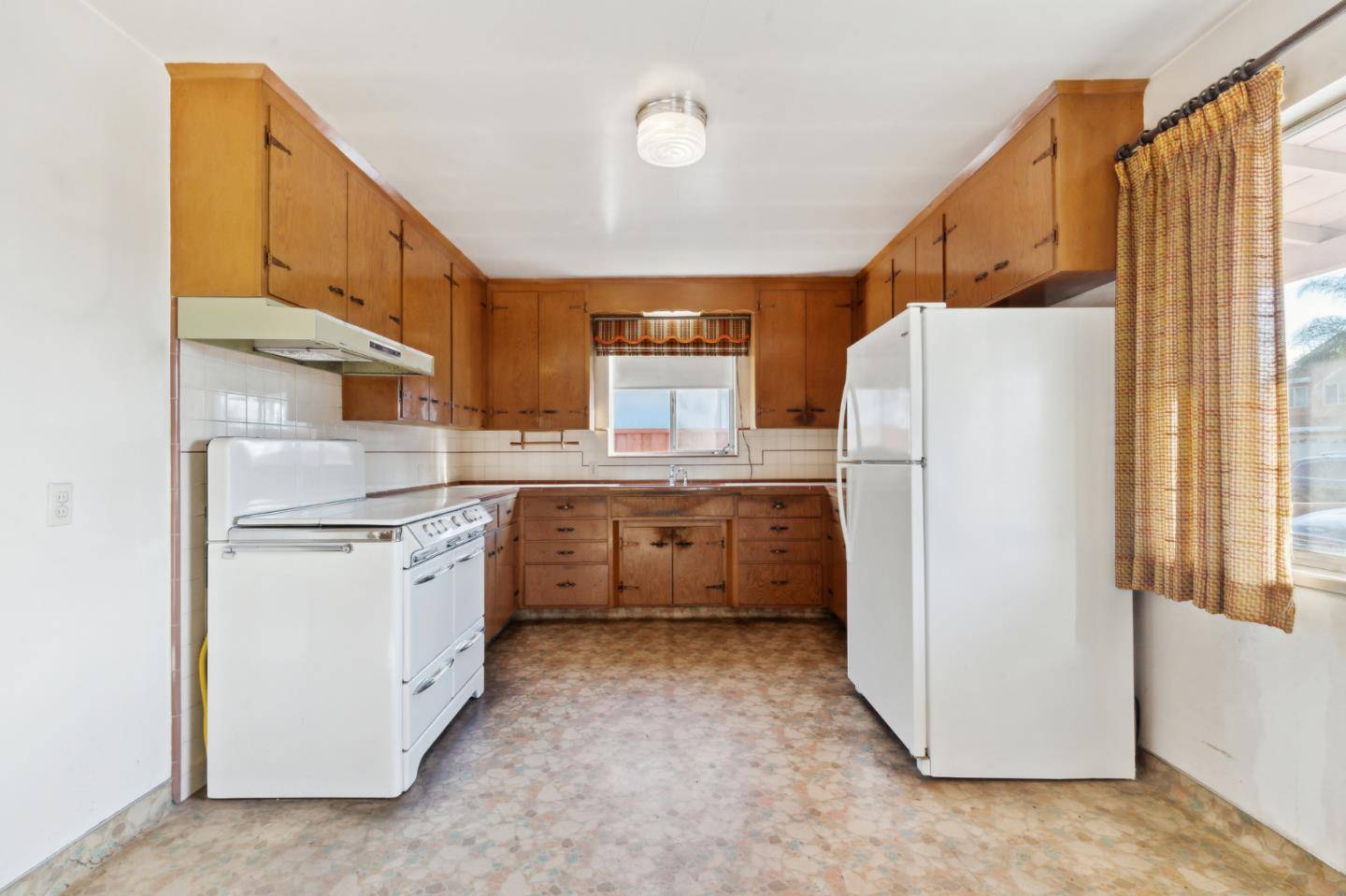 San Jose, CA 95127,348 Dale DR