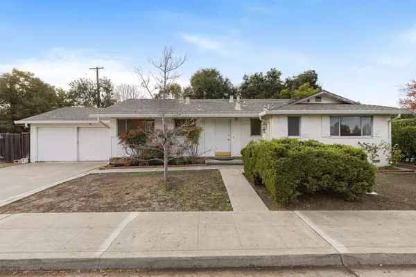 1704 Walnut DR, Mountain View, CA 94040