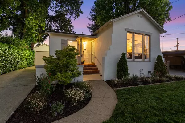 1136 Woodland AVE, San Carlos, CA 94070