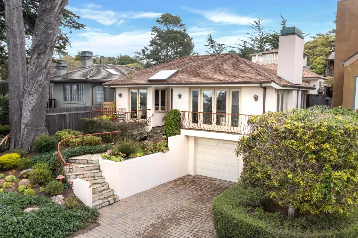 Carmel, CA 93923,0 San Antonio 2SE of 10th AVE