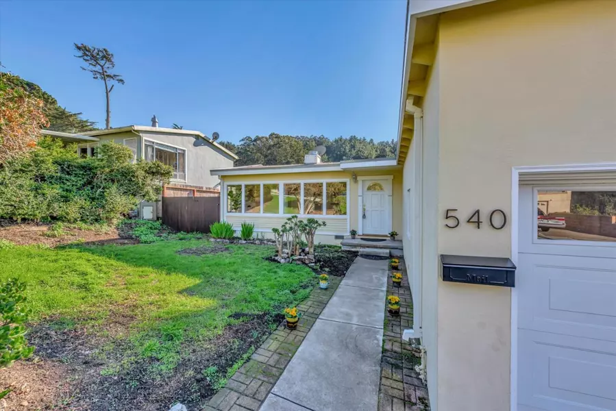 540 Moana WAY, Pacifica, CA 94044