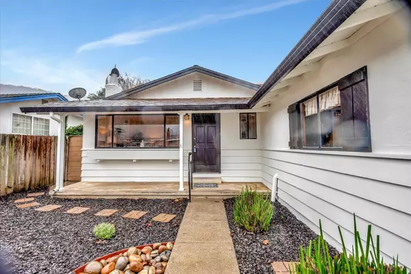 Pacifica, CA 94044,858 Bower RD