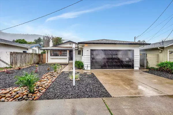 858 Bower RD, Pacifica, CA 94044