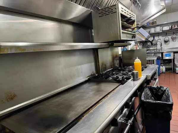 Union City, CA 94587,1688 Decoto RD