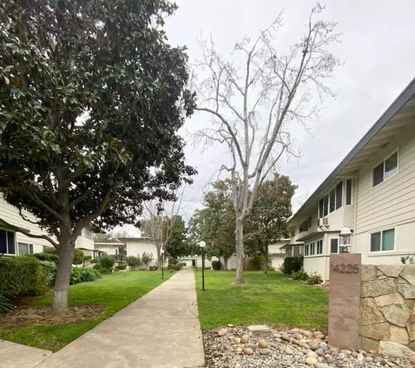 14225 Lora DR 37, Los Gatos, CA 95032