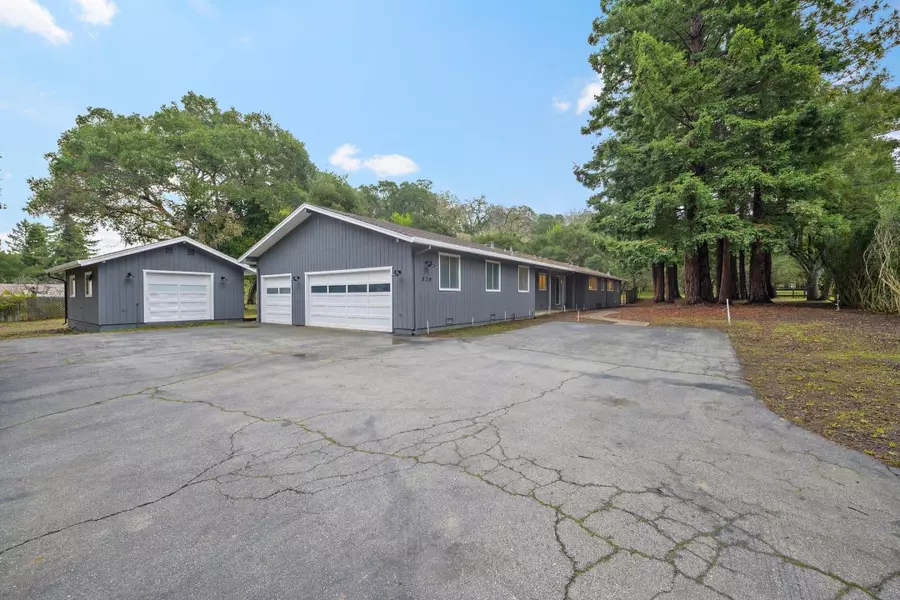 320 Willowbrook DR, Portola Valley, CA 94028