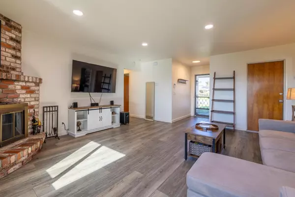 Salinas, CA 93906,18704 Cleveland AVE