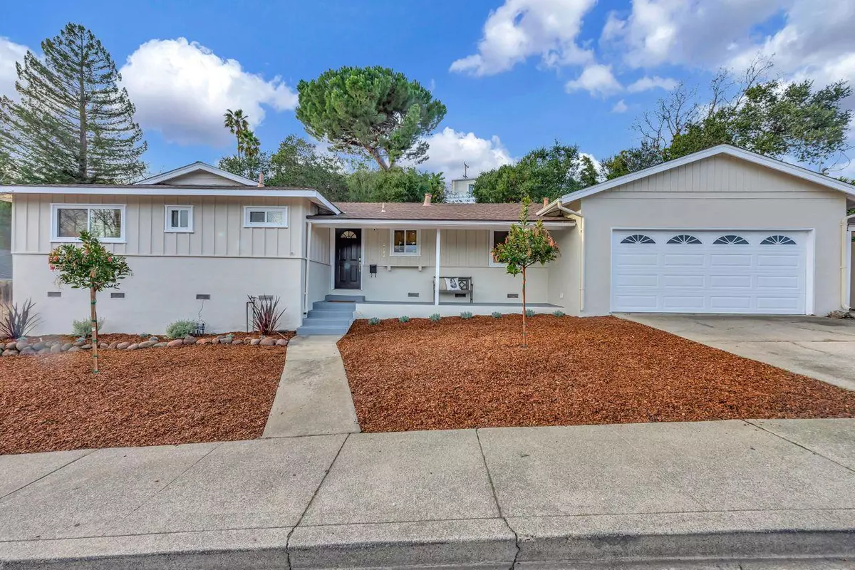 San Carlos, CA 94070,2704 Brittan AVE