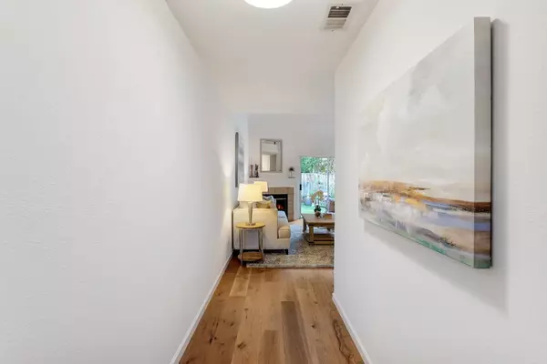 Mountain View, CA 94043,141 Easy ST