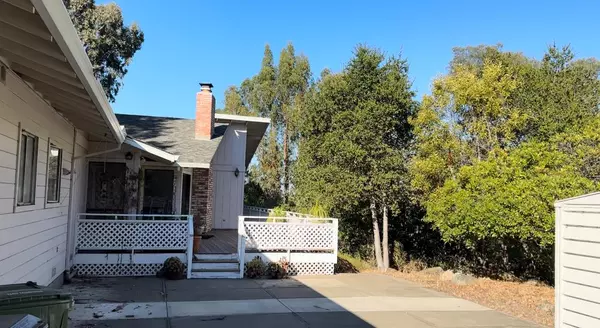 Woodside, CA 94062,506 Eastview WAY