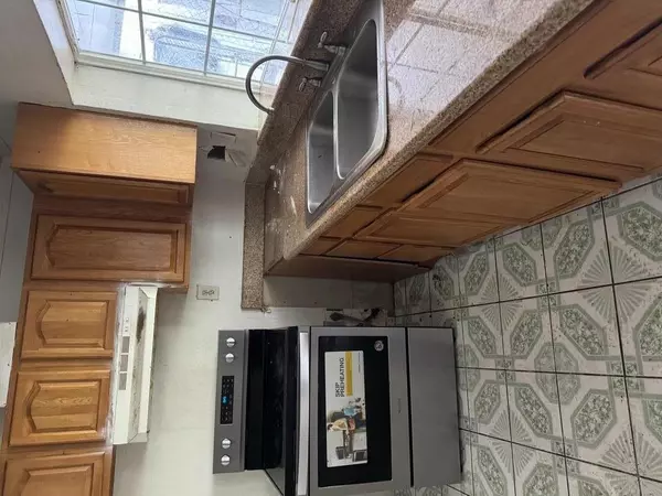 Oakland, CA 94621,1453 74th AVE