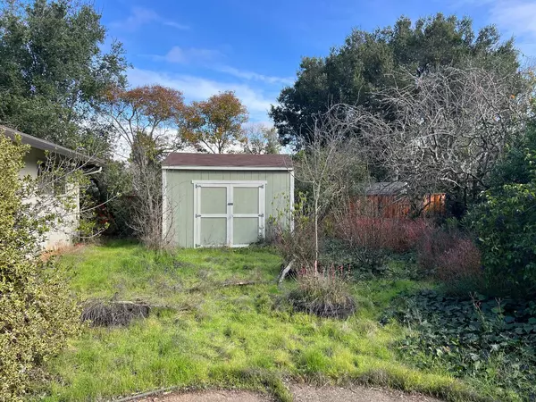 Los Altos, CA 94024,1320 Mcclure LN