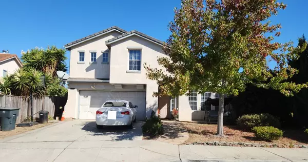 807 Mescal CT, Salinas, CA 93905