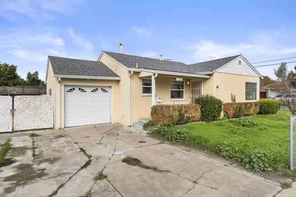 Hayward, CA 94544,123 Fagundes ST