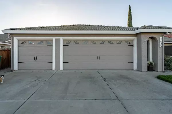 Los Banos, CA 93635,1639 Fir DR