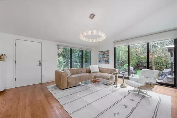 Palo Alto, CA 94306,3785 La Selva DR