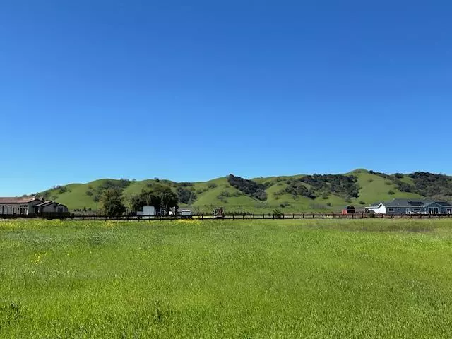 San Martin, CA 95046,495 Bonino LN