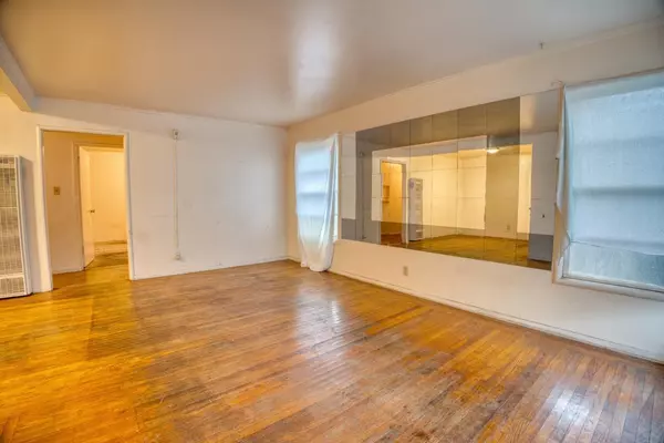 East Palo Alto, CA 94303,3 Gardenia CT