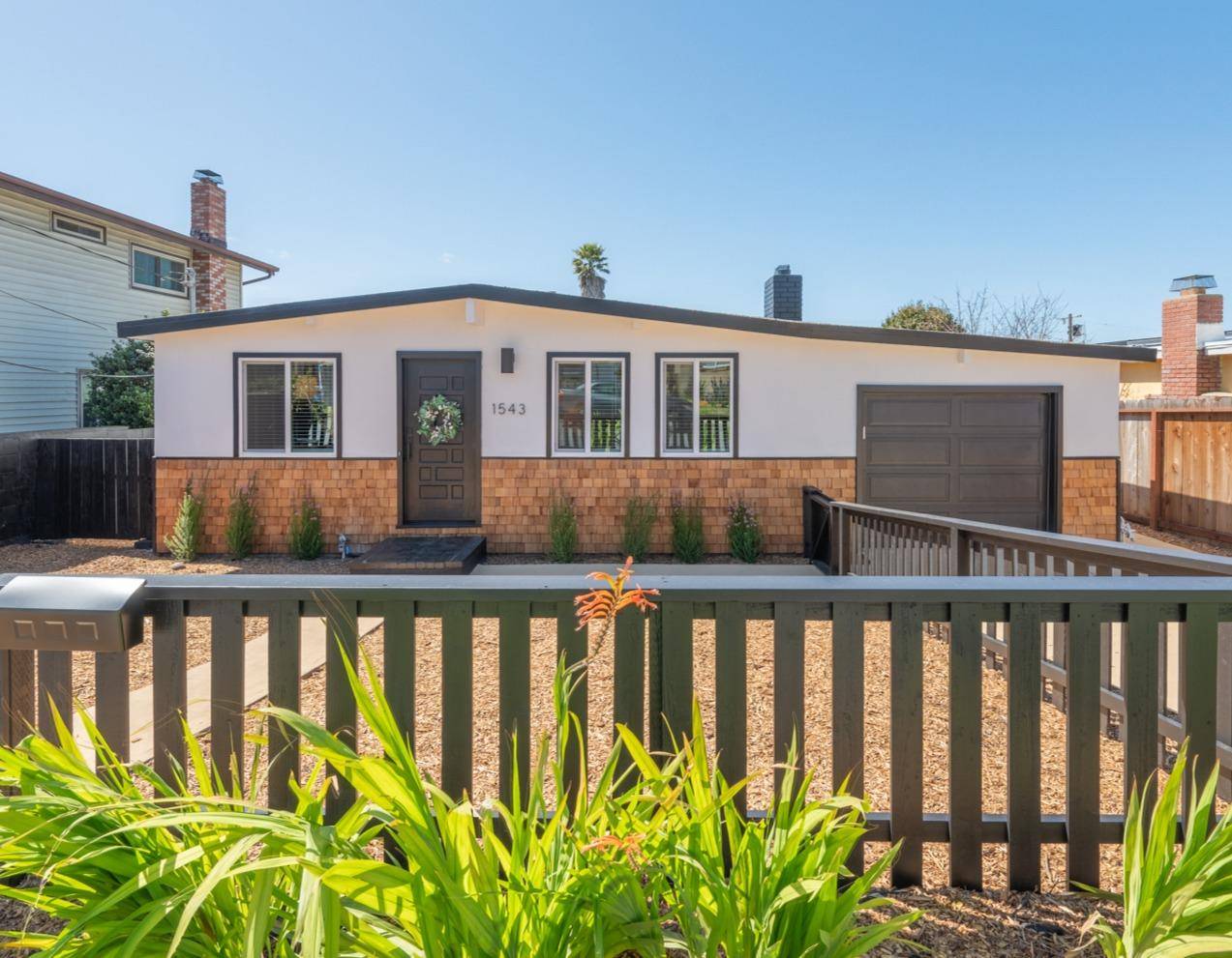 1543 Waring ST, Seaside, CA 93955