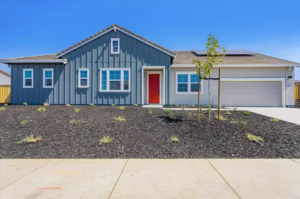 151 Scarlett WAY, Hollister, CA 95023