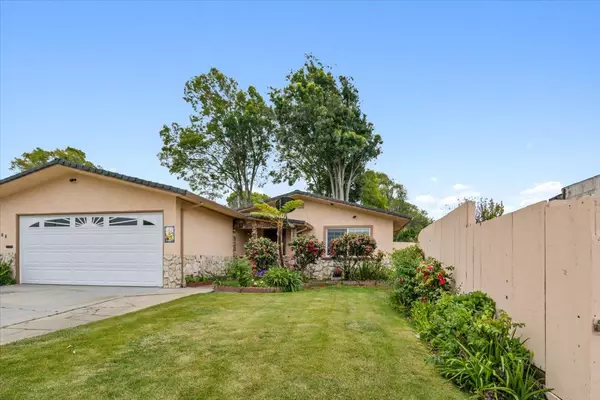 668 Calaveras DR, Salinas, CA 93906