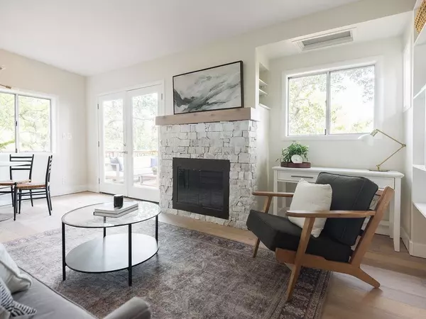San Carlos, CA 94070,220 Winding WAY