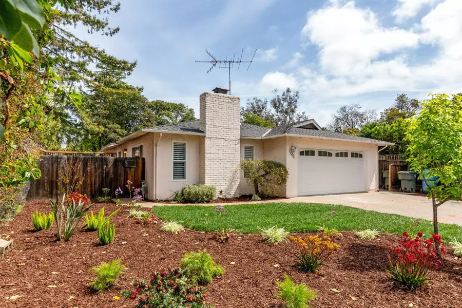 2391 Carmel DR, Palo Alto, CA 94303