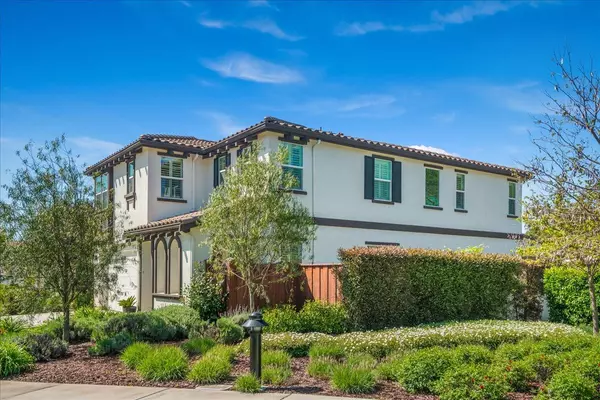 Morgan Hill, CA 95037,16981 Grapevine CT