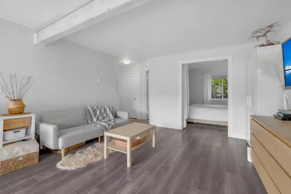 Sausalito, CA 94965,74 Stanford WAY