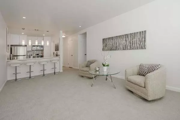 222 Laurel ST 305, San Carlos, CA 94070