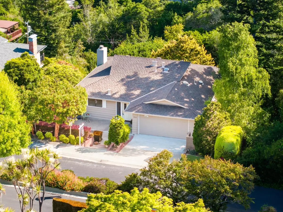 Burlingame, CA 94010,1516 La Mesa DR