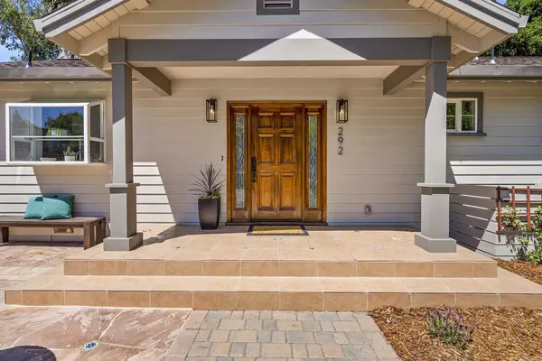 Mountain View, CA 94040,292 College AVE