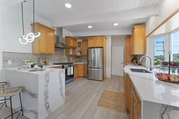 Pacifica, CA 94044,268 Lauren AVE