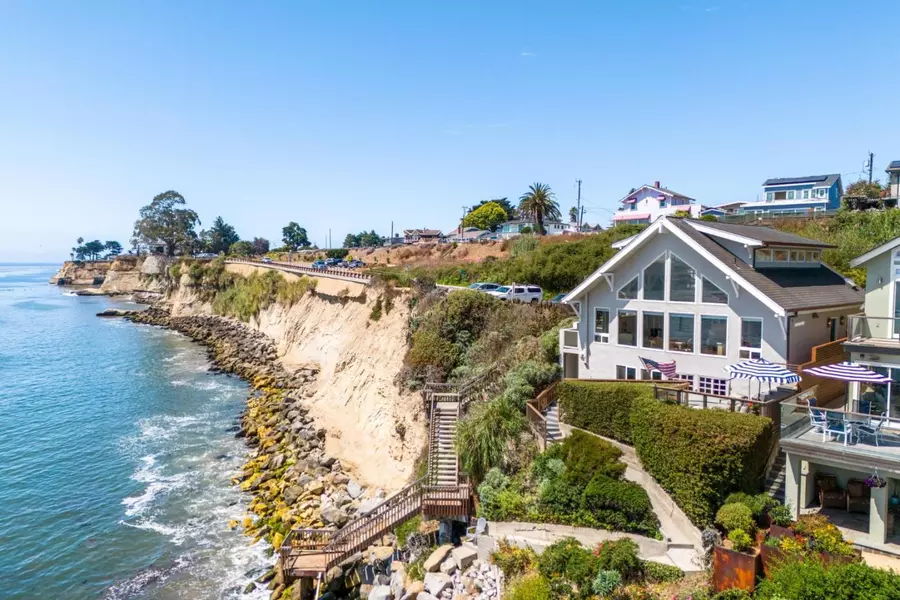 4920 Cliff DR, Capitola, CA 95010