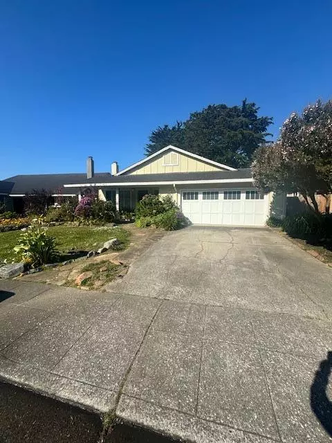 Half Moon Bay, CA 94019,131 Harbour DR