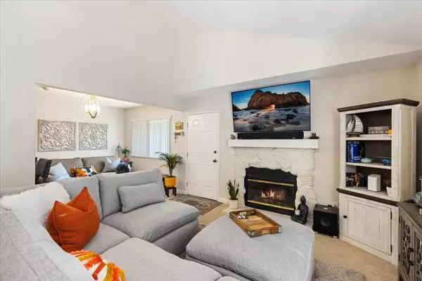 San Ramon, CA 94583,208 Compton CIR C