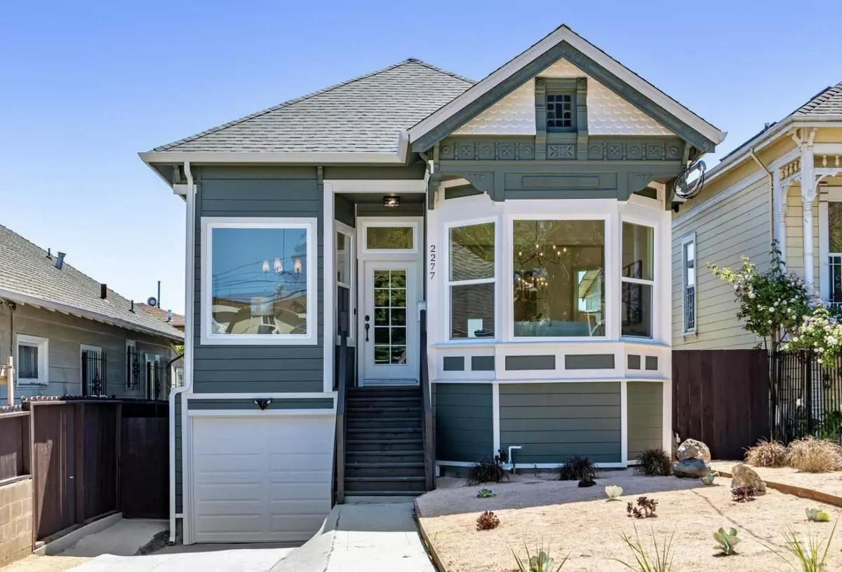 Oakland, CA 94606,2277 E 19th ST