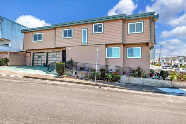 10 Cobblestone CT, Daly City, CA 94014