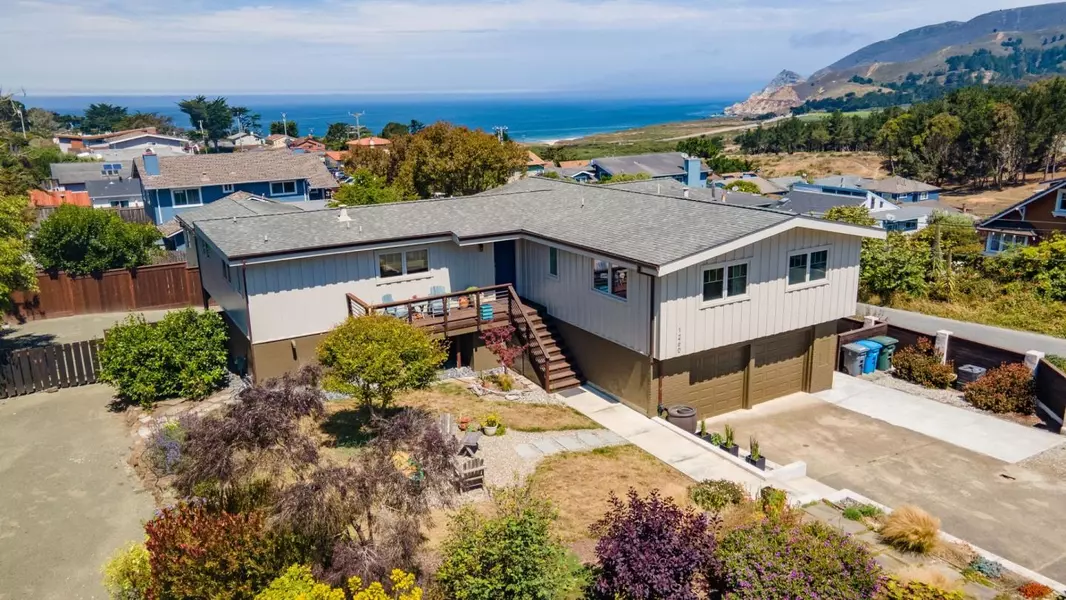 1260 Le Conte AVE, Montara, CA 94037