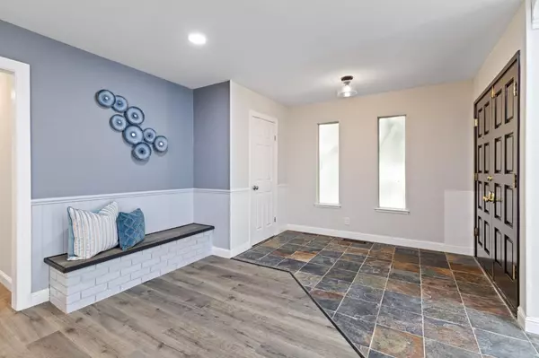 Belmont, CA 94002,2002 Mezes AVE