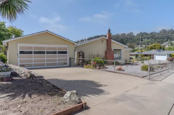 Pacifica, CA 94044,1236 Galvez DR