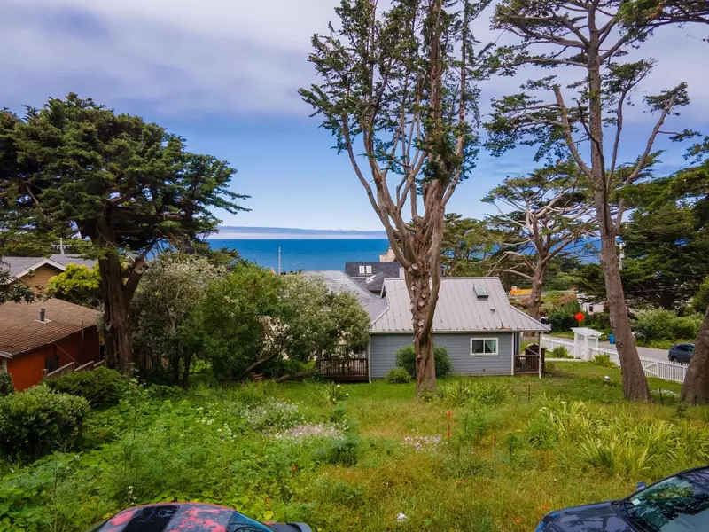 0 10th ST, Montara, CA 94037